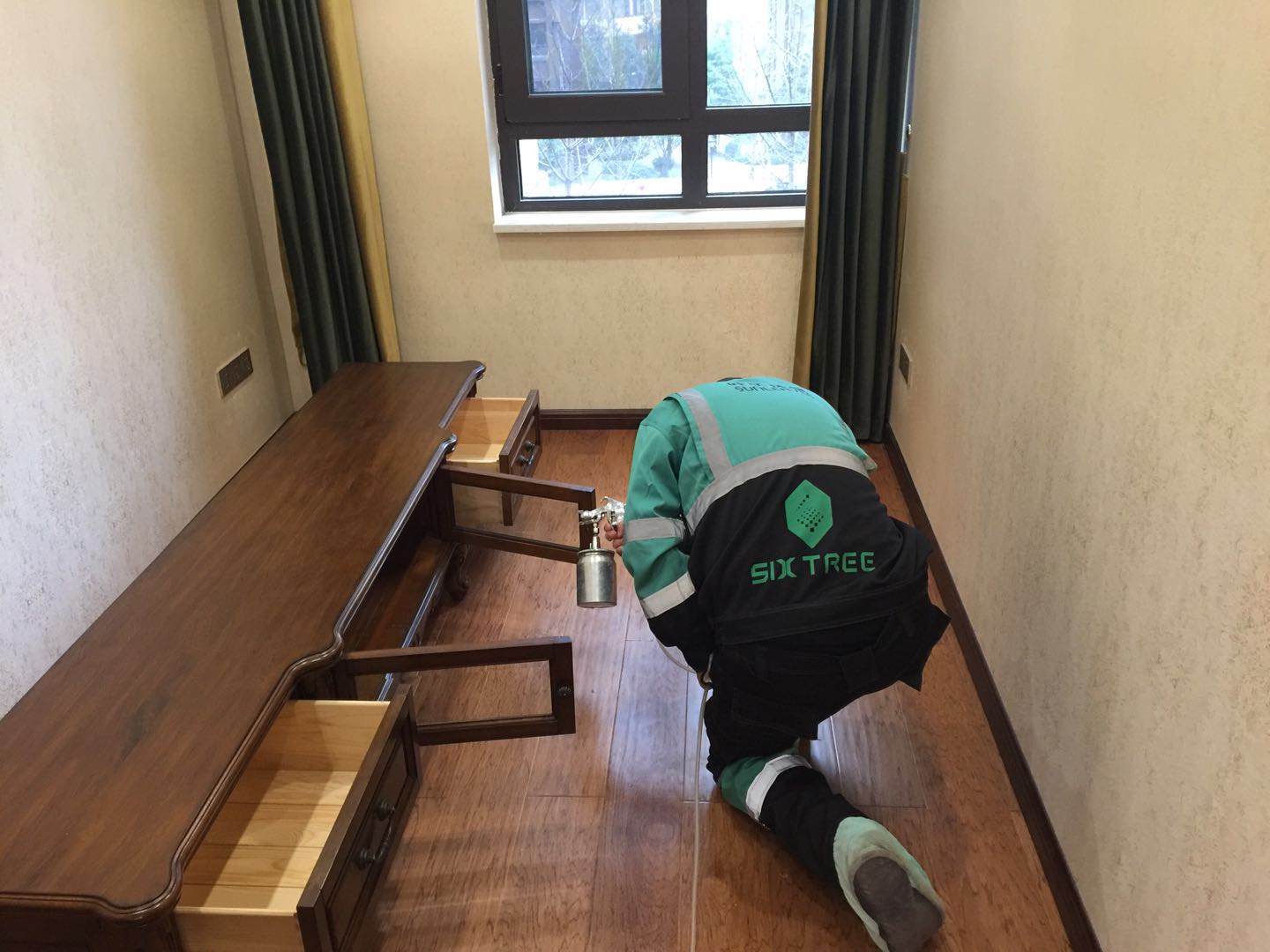hȩ